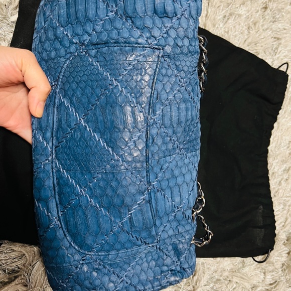100% Authentic Python Blue Bag - Picture 4 of 11